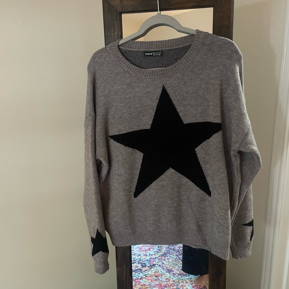 SHEIN Sweater Size Medium
